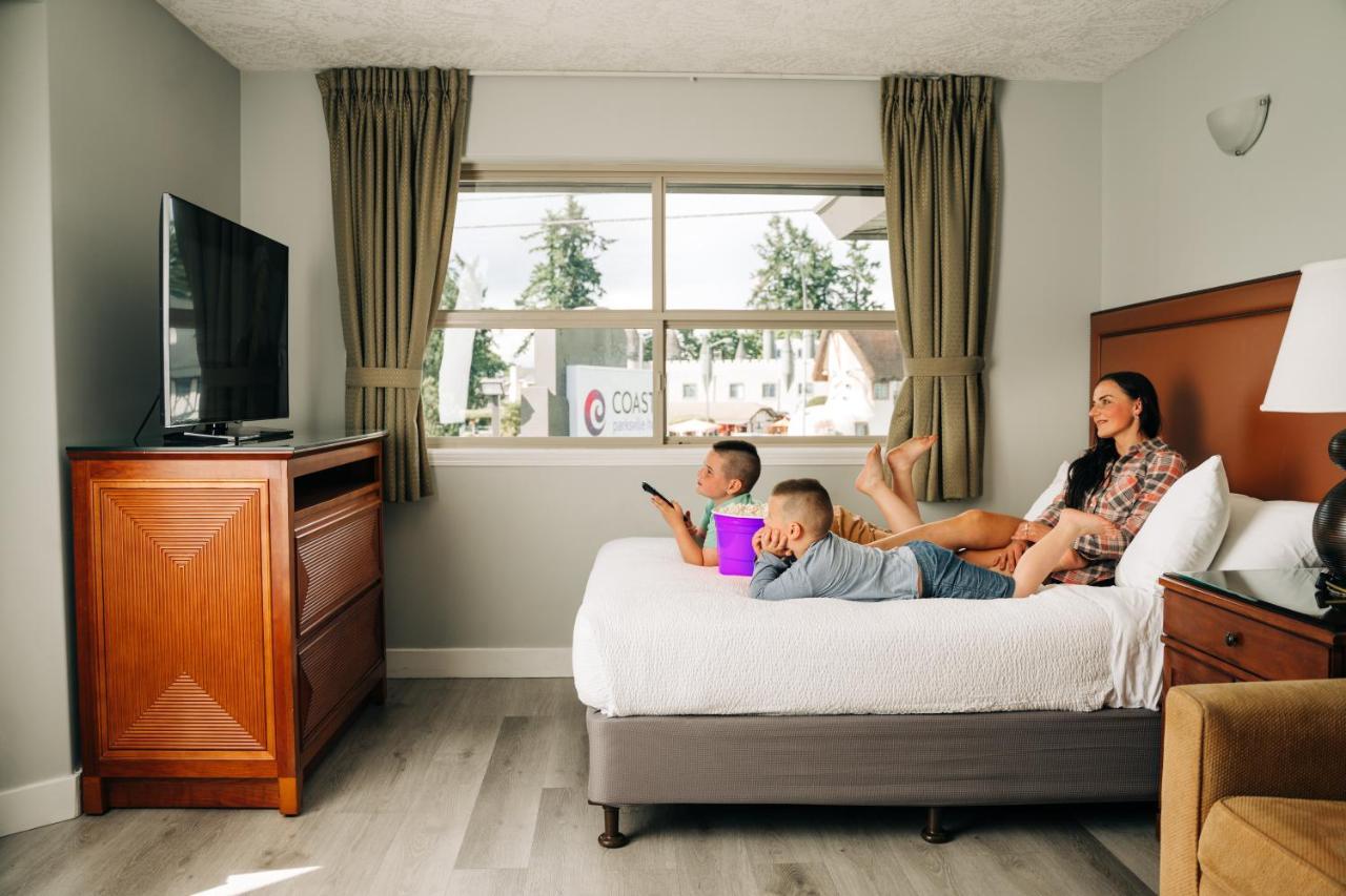 Coast Parksville Hotel Extérieur photo