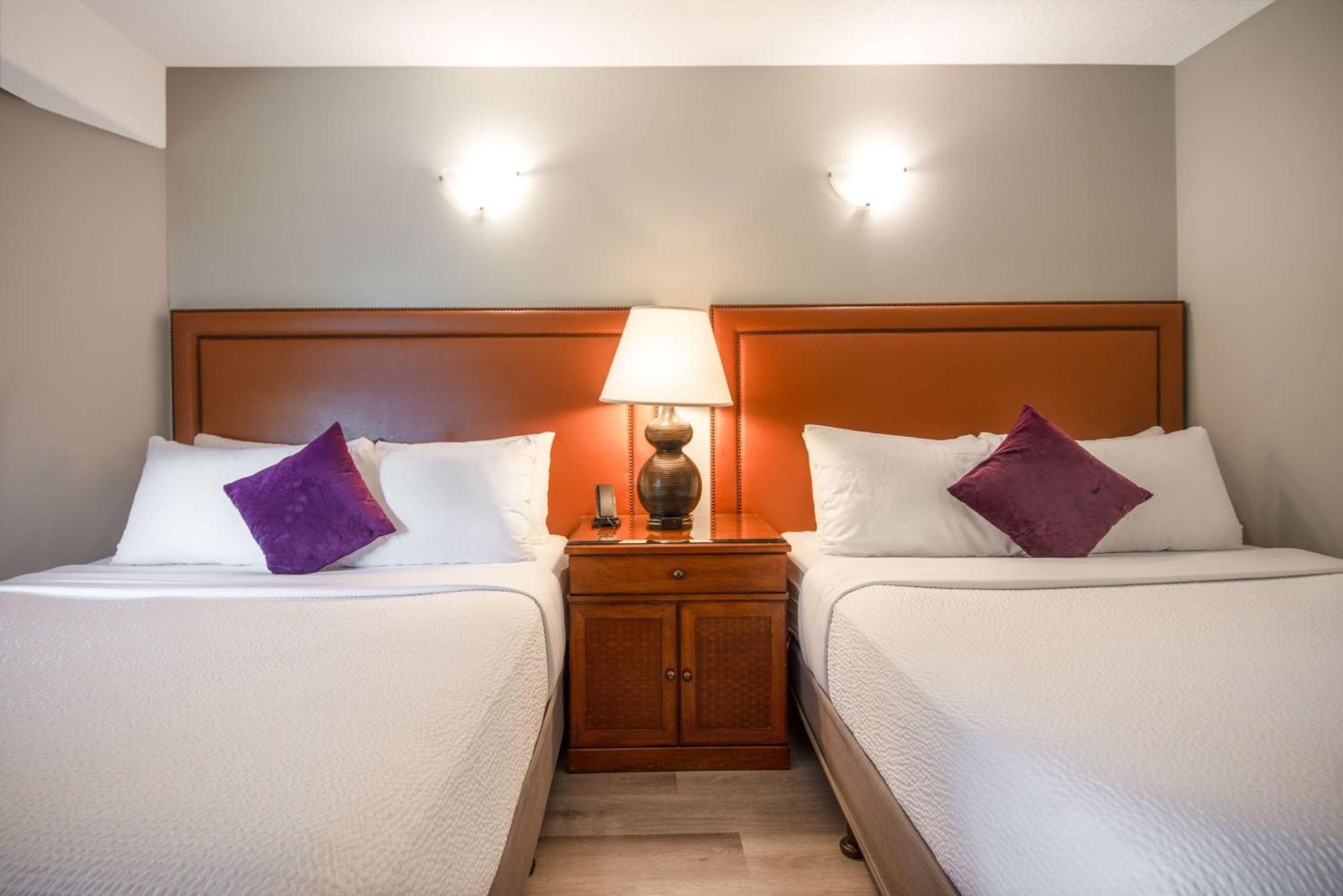 Coast Parksville Hotel Extérieur photo
