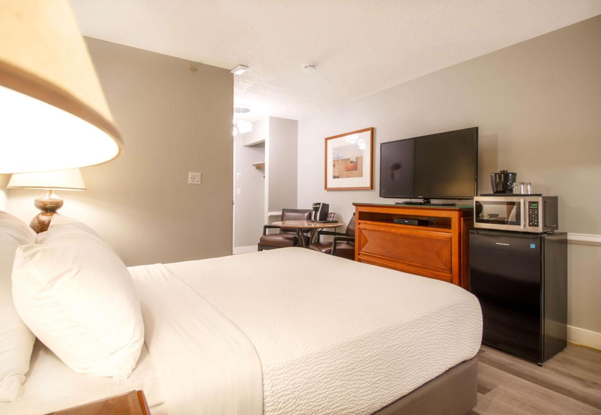 Coast Parksville Hotel Extérieur photo