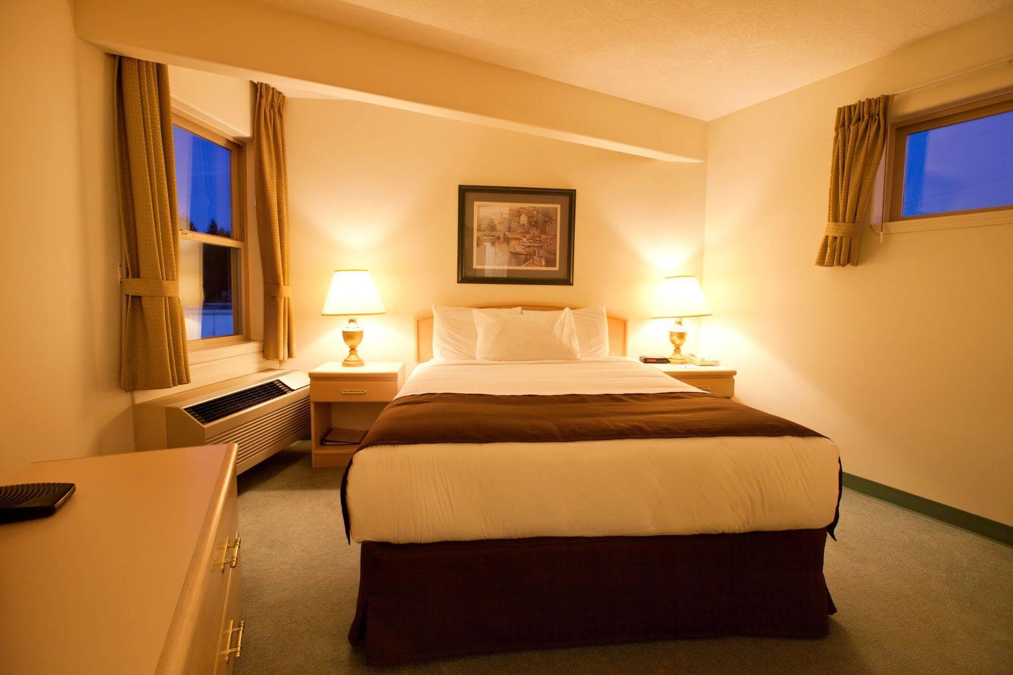 Coast Parksville Hotel Extérieur photo
